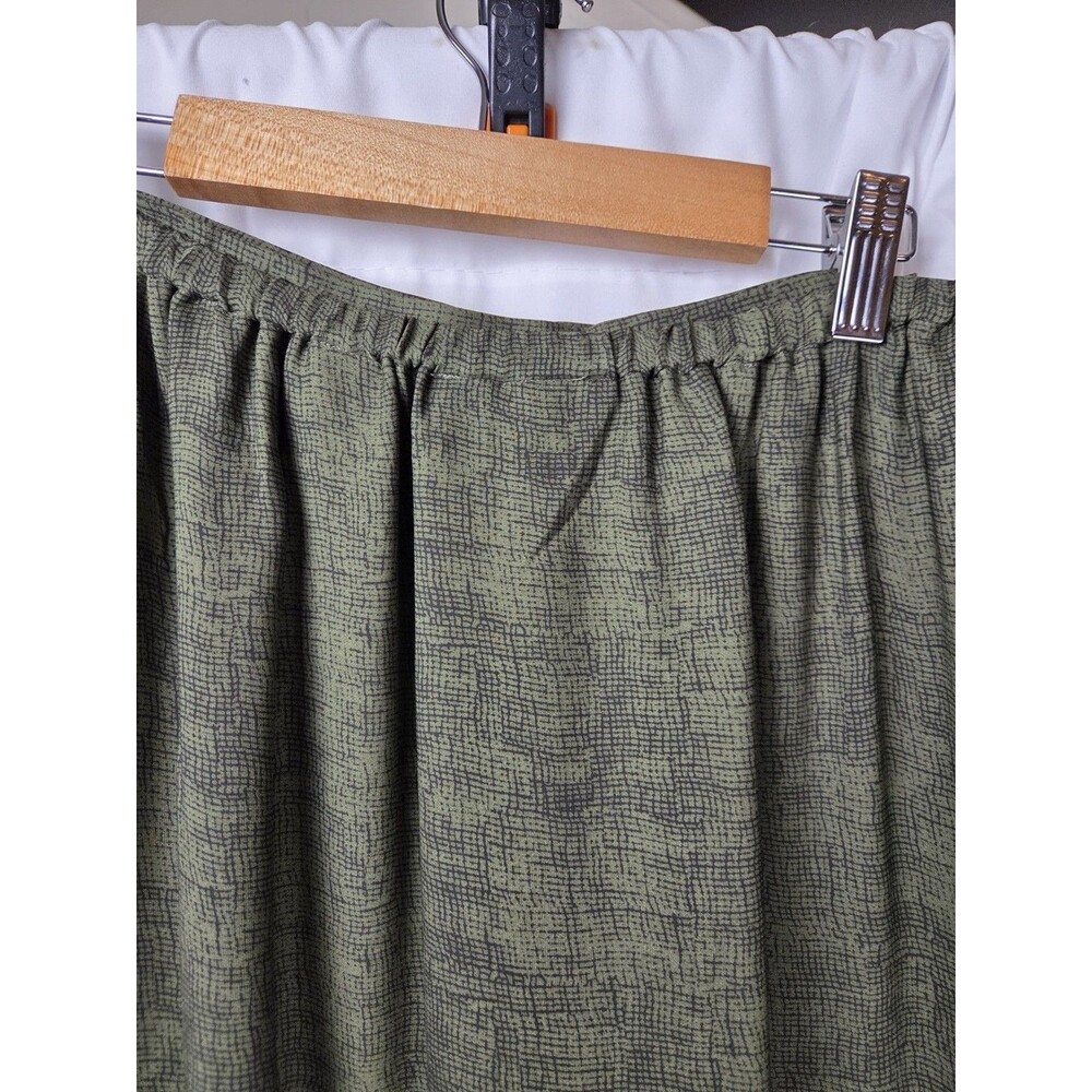 Vintage Valerie Stevens Petite 100% Silk Paisley Midi Skirt Olive Green Boho 8P - Picture 7 of 10